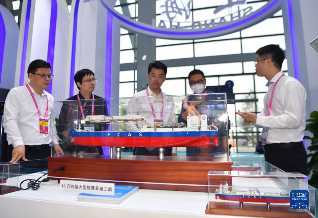 棋牌游戏签到送金